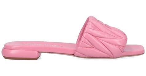 miu miu pink slides